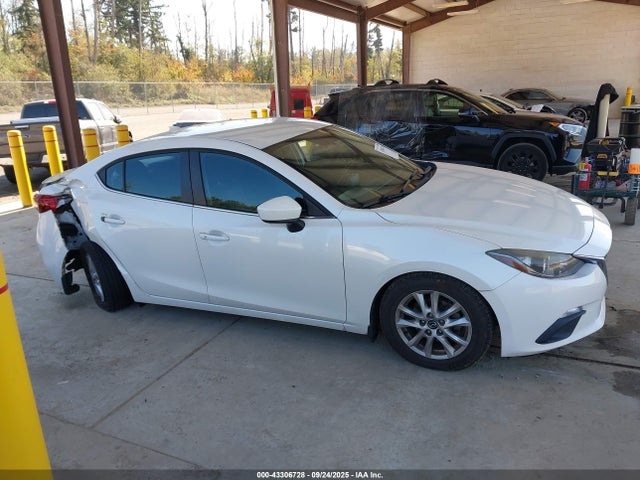 JM1BM1V74E1113315 Mazda pe