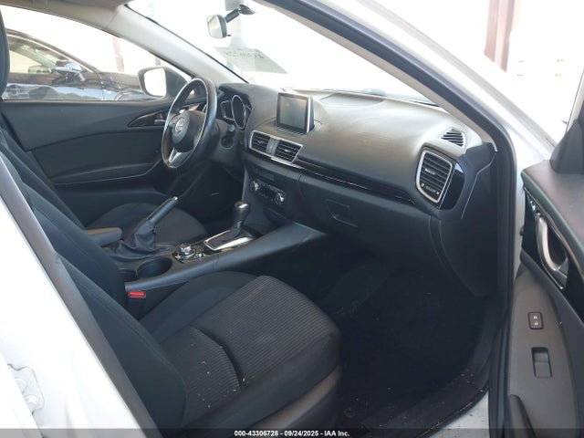 JM1BM1V74E1113315 Mazda pe