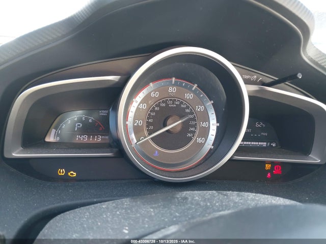 JM1BM1V74E1113315 Mazda pe