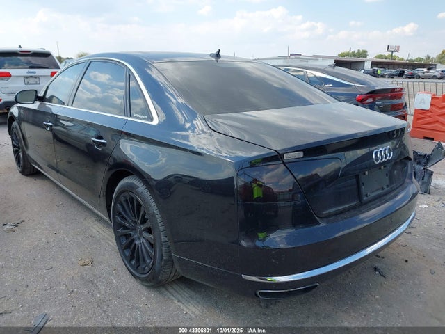 2013 AUDI A8 L WAUR2AFD7DN020673 Photo 2