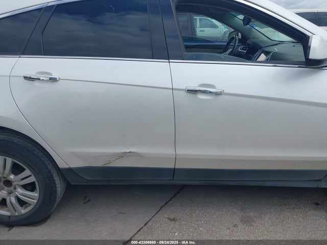 Cadillac lfx - sidi, vvt, e85 max, alum 2015 3GYFNAE32FS527859 Image 13