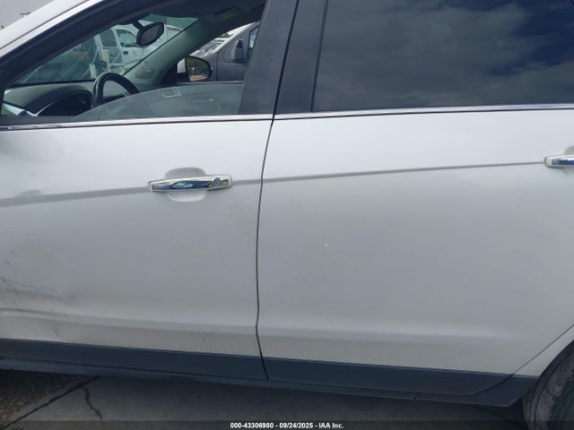 Cadillac lfx - sidi, vvt, e85 max, alum 2015 3GYFNAE32FS527859 Image 14
