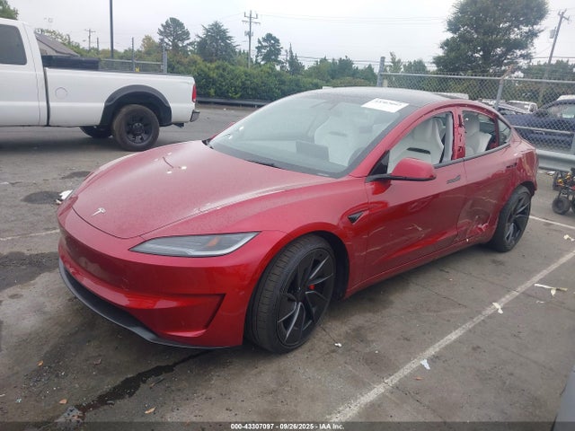 2024 TESLA MODEL 3 5YJ3E1ET1RF882060 Photo 1