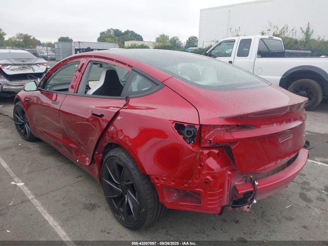 2024 TESLA MODEL 3 5YJ3E1ET1RF882060 Photo 2