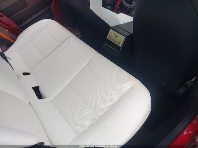 2024 TESLA MODEL 3 5YJ3E1ET1RF882060 Photo 7
