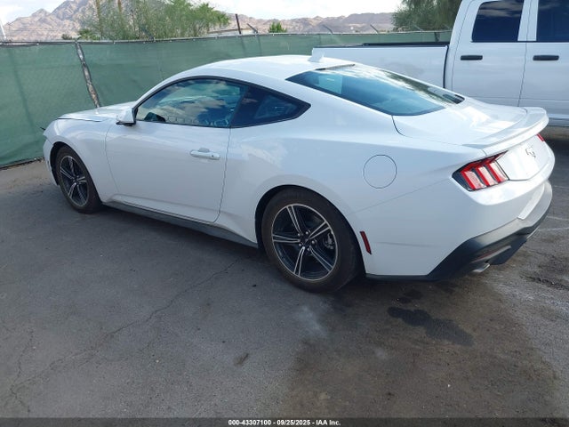 Ford 4v 2025 1FA6P8TH4S5122331 Image 3