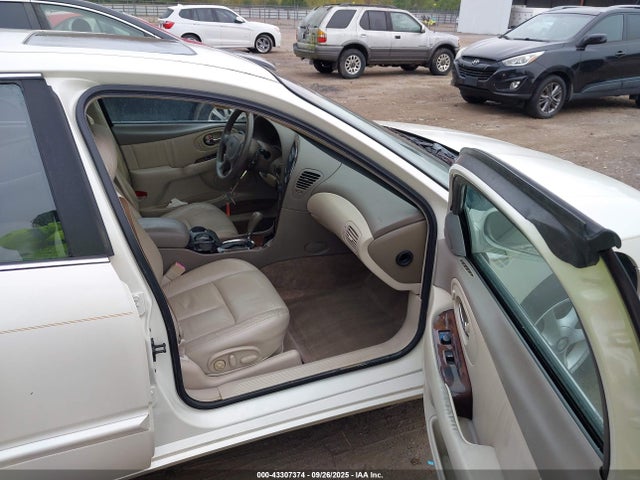 2002 Oldsmobile Aurora 3.5 მანქანა იყიდება აუქციონზე, vin: 1G3GR64H524128107, აუქციონის ნომერი: 43307374