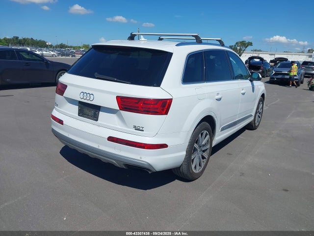 2017 AUDI Q7 WA1LAAF72HD020494 Photo 3