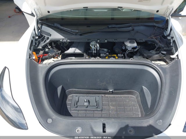 2022 TESLA MODEL Y 7SAYGDEF1NF312195 Photo 9
