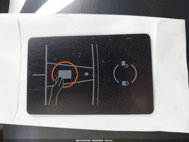 2022 TESLA MODEL Y 7SAYGDEF1NF312195 Photo 10