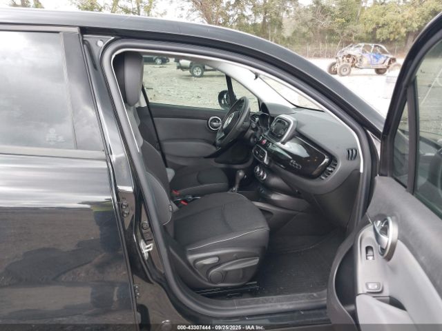 2017 FIAT 500X ZFBCFXAB4HP535598 Photo 4