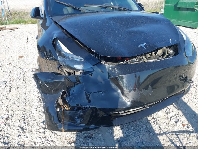 2023 TESLA MODEL Y 7SAYGDEE1PA161365 Photo 5