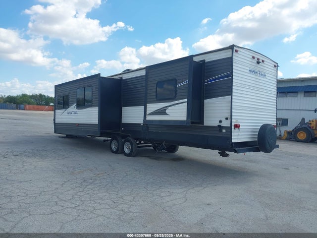 4YDT3602XL8920570 Aspen Other