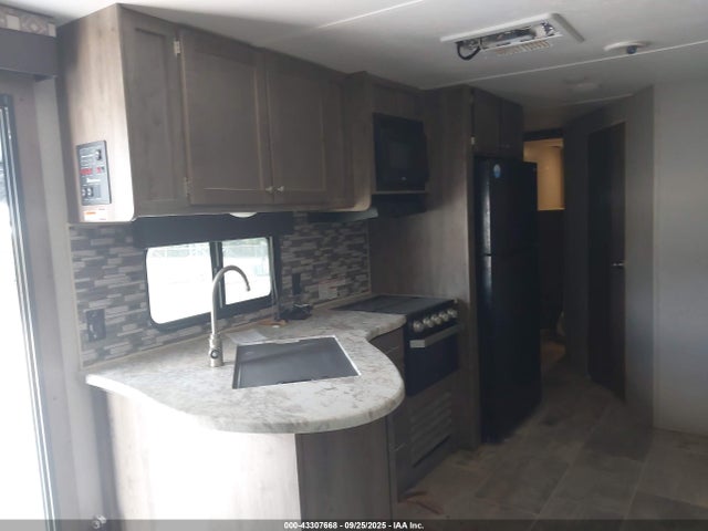 4YDT3602XL8920570 Aspen Other