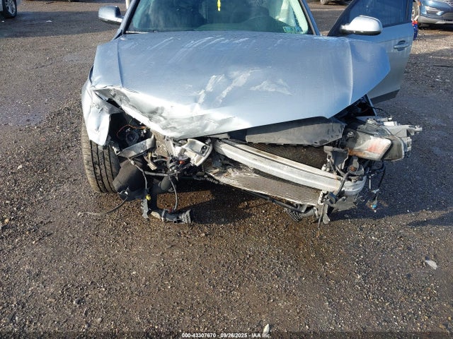 2011 AUDI A4 WAUBFAFL8BA056745 Photo 5