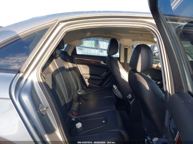 2011 AUDI A4 WAUBFAFL8BA056745 Photo 7