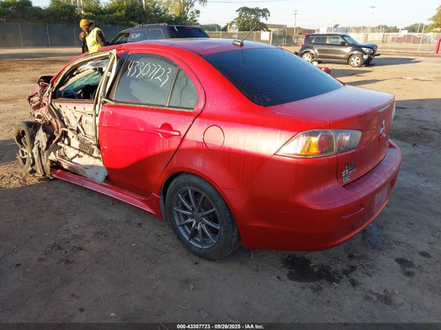 2015 MITSUBISHI LANCER JA32V2FW2FU001801 Photo 2