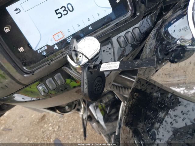 2019 HARLEY-DAVIDSON FLHTK 1HD1KEF13KB676380 Photo 10