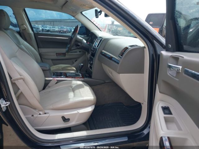 2009 CHRYSLER 300C 2C3KA63T19H565109 Photo 4