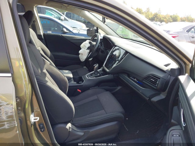 4S4BTADC4R3124256 Subaru Outback Premium