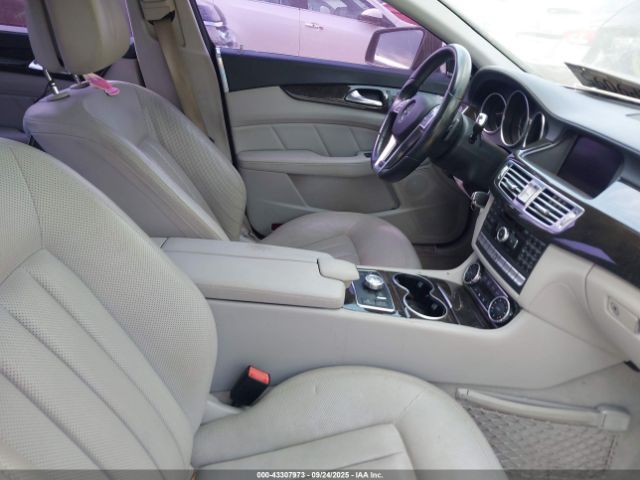 2012 MERCEDES-BENZ CLS 550 WDDLJ7DBXCA015625 Photo 4
