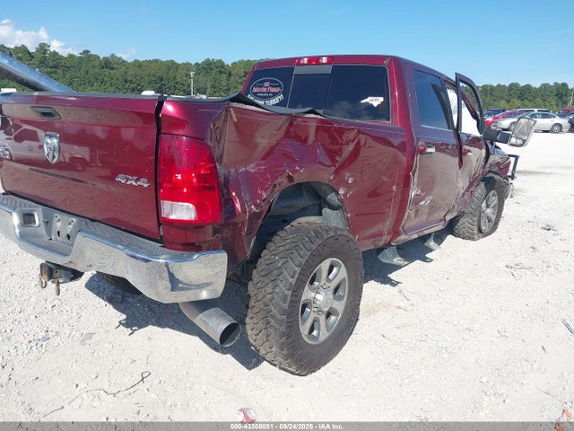 2018 Ram 2500 Big Horn  4x4 6'4 Box მანქანა იყიდება აუქციონზე, vin: 3C6UR5DL7JG368740, აუქციონის ნომერი: 43308051