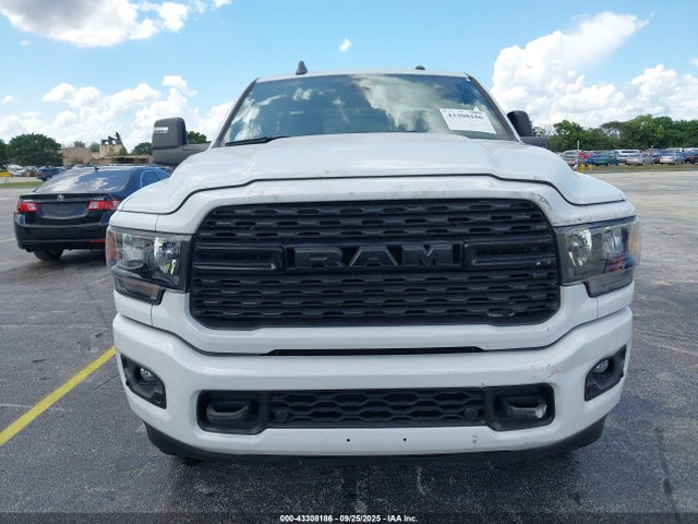 2024 Ram 2500 Big Horn  4x4 6'4 Box მანქანა იყიდება აუქციონზე, vin: 3C6UR5DL1RG331047, აუქციონის ნომერი: 43308186