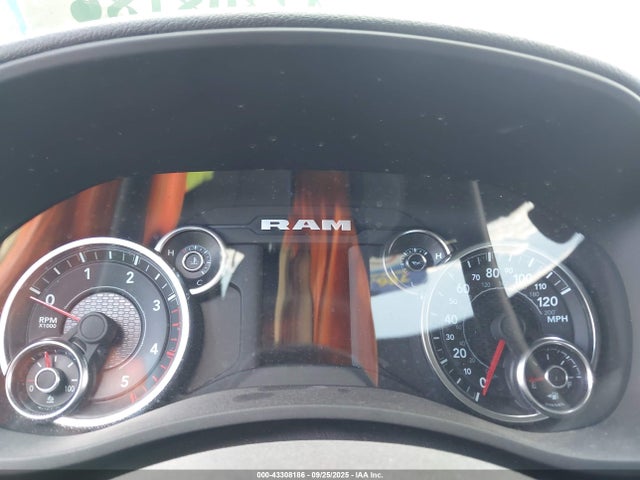 2024 Ram 2500 Big Horn  4x4 6'4 Box მანქანა იყიდება აუქციონზე, vin: 3C6UR5DL1RG331047, აუქციონის ნომერი: 43308186