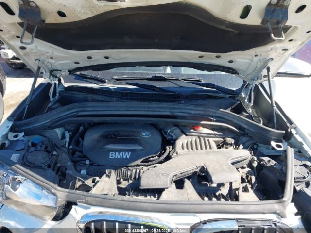 2019 BMW X1 WBXHT3C52K5L35465 Photo 9