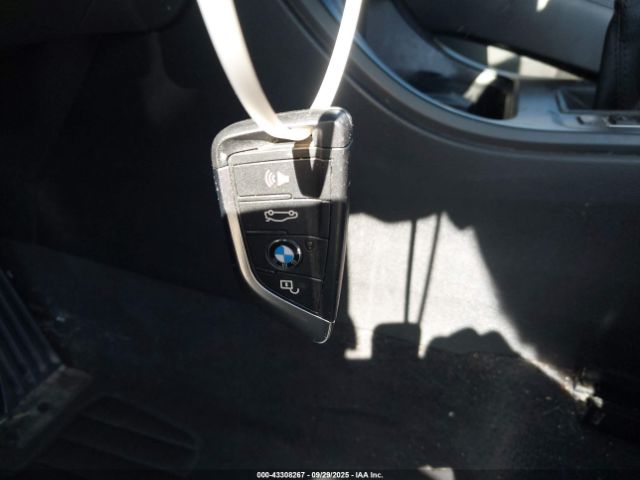 2019 BMW X1 WBXHT3C52K5L35465 Photo 10