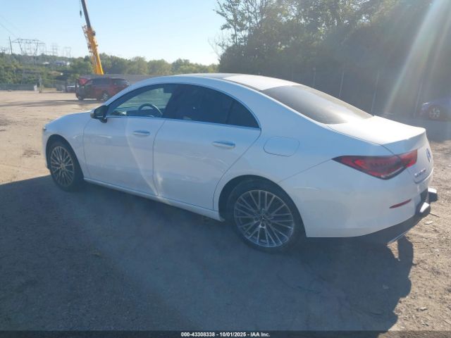 2022 MERCEDES-BENZ CLA 250 COUPE W1K5J4HB7NN259102 Photo 2