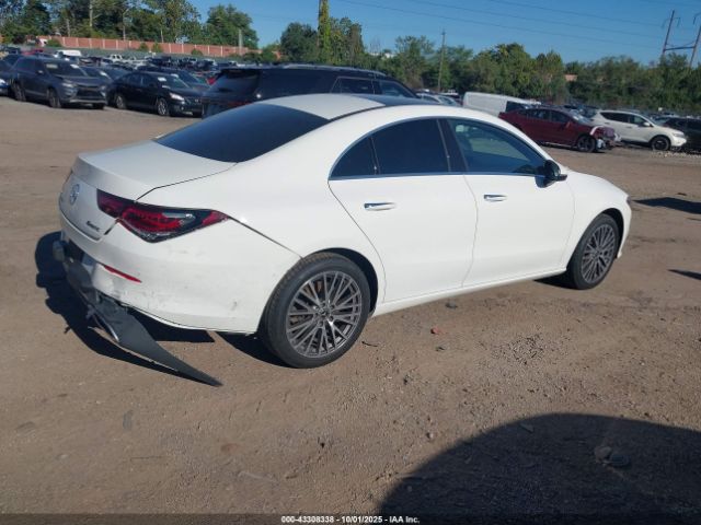 2022 MERCEDES-BENZ CLA 250 COUPE W1K5J4HB7NN259102 Photo 3