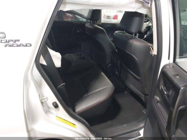 2024 TOYOTA 4RUNNER JTERU5JR2R6242123 Photo 7