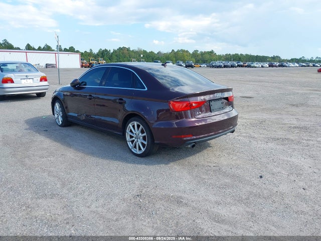 2015 AUDI A3 WAUEFGFFXF1039378 Photo 2