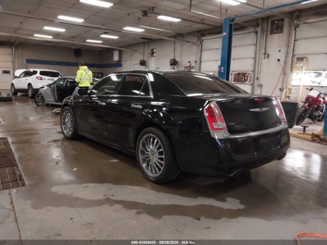 2012 CHRYSLER 300C 2C3CCAKT8CH147530 Photo 2