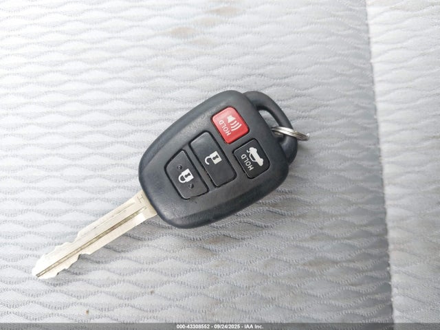 Toyota 2zr-fe 2017 2T1BURHE6HC962810 Image 11