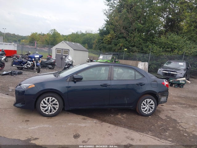 Toyota 2zr-fe 2017 2T1BURHE6HC962810 Image 14