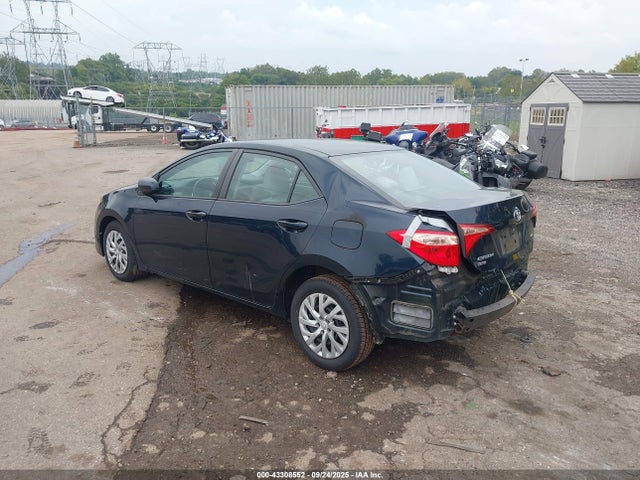Toyota 2zr-fe 2017 2T1BURHE6HC962810 Image 3