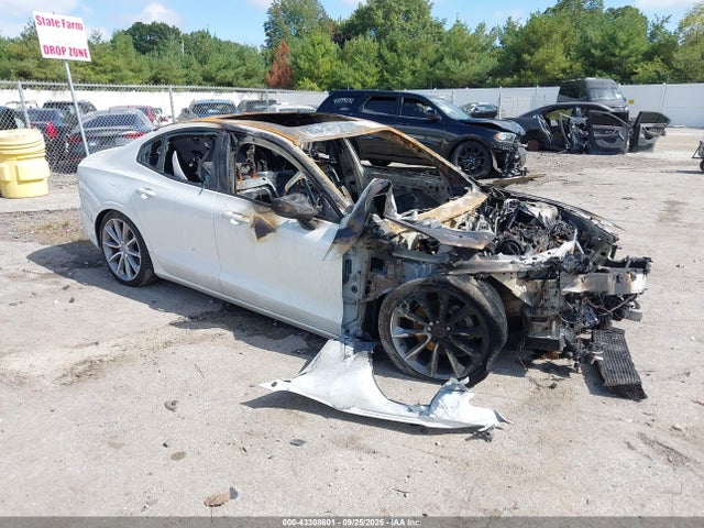 2020 VOLVO S60 7JR102FK0LG045784