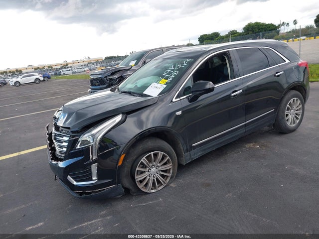 2017 CADILLAC XT5 1GYKNBRS3HZ205498 Photo 1