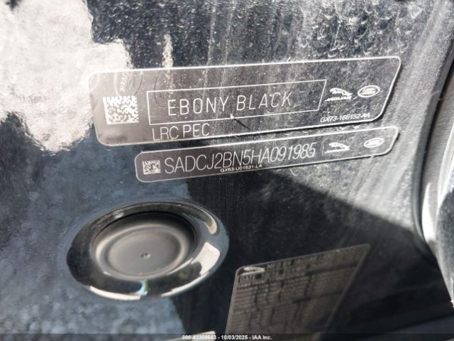 2017 JAGUAR F-PACE SADCJ2BN5HA091985 Photo 8