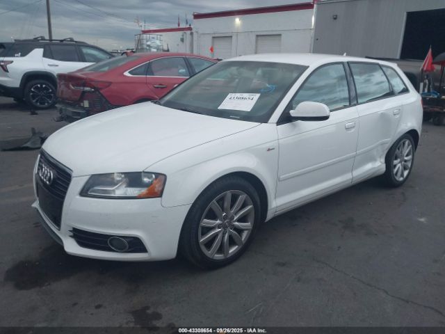2011 AUDI A3 WAUBJBFM3BA065009 Photo 1