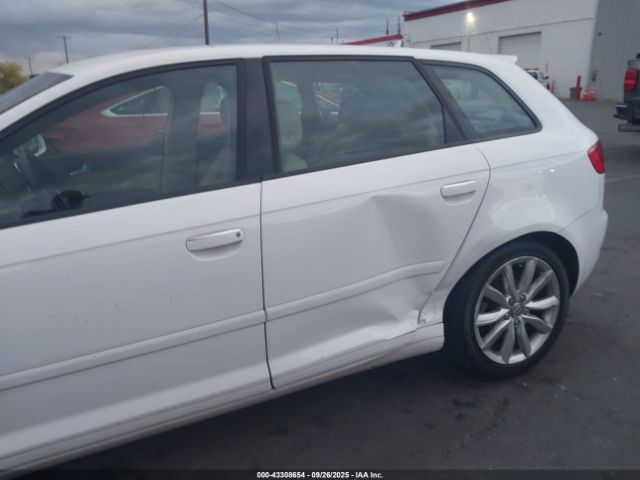 2011 AUDI A3 WAUBJBFM3BA065009 Photo 5