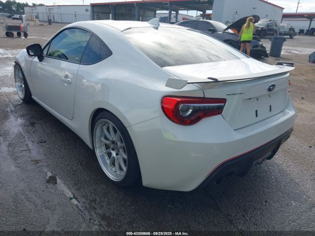 2020 SUBARU BRZ JF1ZCAC16L9701091 Photo 2