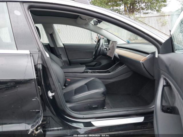 2019 TESLA MODEL 3 5YJ3E1EA8KF306471 Photo 4