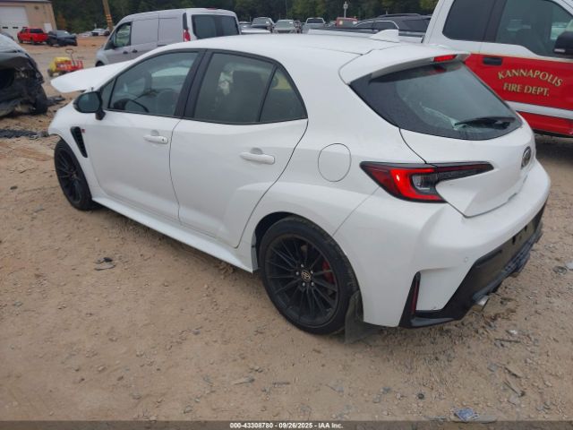 2024 TOYOTA GR COROLLA JTNABAAE7RA009277 Photo 2