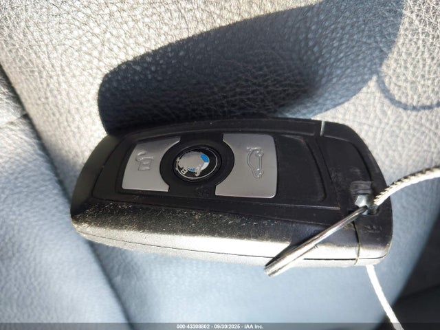 WBA3C1C53FK122525 BMW 328I