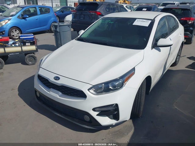 43308815 :رقم المزاد ، 3KPF24AD8KE101505 vin ، 2019 Kia Forte Lxs مزاد بيع