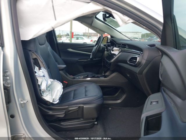 2023 CHEVROLET BOLT EUV 1G1FY6S09P4132673 Photo 4