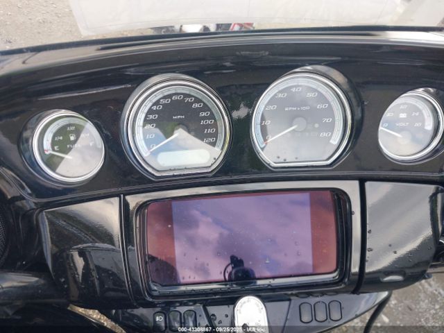 2021 HARLEY-DAVIDSON FLHTK 1HD1KEF16MB615091 Photo 6